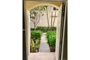 218 Sw 6th Pl Pompano Beach, FL 33060 - MLS#A11933291