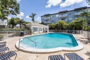 3800 Van Buren St 212 Hollywood, FL 33021 - Off Market