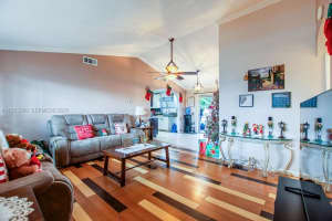 11751 Nw 32nd Mnr Sunrise, FL 33323 - MLS#A11933300