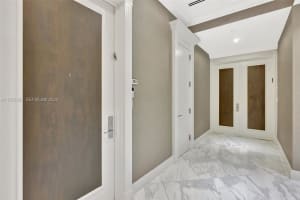 2000 Island Blvd 203 Aventura, FL 33160 - MLS#A11933308