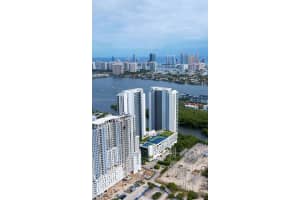 16385 Biscayne Blvd 3018-3017 North Miami Beach, FL 33160 - MLS#A11933310