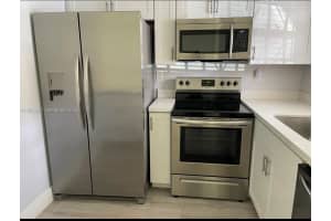 8893 Fontainebleau Blvd APT 103, Miami, FL 33172, - MLS#A11933367