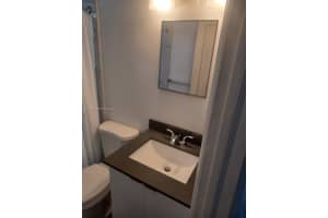 6950 Byron Ave 2 Miami Beach, FL 33141 - MLS#A11933372