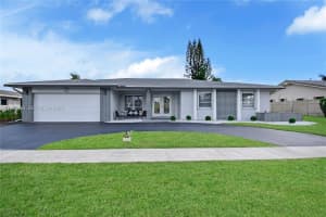 406 Sailboat Cir Weston, FL 33326 - MLS#A11933373