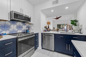 1105 Lake Shore Dr 202 Lake Park, FL 33403 - MLS#A11933399