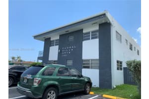 2300 Pierce St 3 Hollywood, FL 33020 - MLS#A11933442