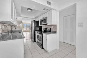 3361 Nw 47th Ter 220 Lauderdale Lakes, FL 33319 - MLS#A11933483