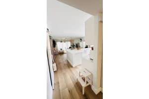 223 Lakeview Dr APT 204, Weston, FL 33326, - MLS#A11933490