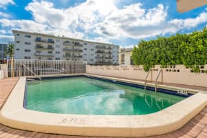 3716 Ne 168th St 302 North Miami Beach, FL 33160 - MLS#A11933499