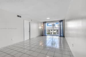 3716 Ne 168th St 302 North Miami Beach, FL 33160 - MLS#A11933499