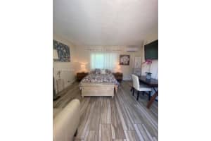 326 Roosevelt St 5 Hollywood, FL 33019 - MLS#A11933525