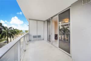 488 NE 18th St #305, Miami, FL 33132, - MLS#A11933574