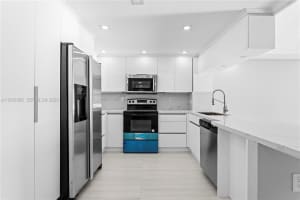 5555 Collins Ave 14n Miami Beach, FL 33140 - MLS#A11933585