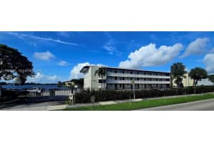 18900 Ne 14th Ave D105, Miami