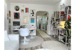 717 Espanola Way 210 Miami Beach, FL 33139 - MLS#A11933607