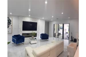 13334 Sw 227th St, Miami