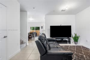 2781 Nw 55th Way Lauderhill, FL 33313 - MLS#A11933642