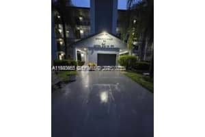 12701 Sw 14th St 312j, Pembroke Pines