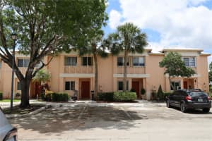 20816 NW 2nd St, Pembroke Pines, FL 33029, - MLS#A11933655