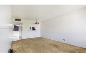 5021 W Oakland Park Blvd 312 Lauderdale Lakes, FL 33313 - MLS#A11933656