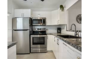 4706 Nw 36th St 507 Lauderdale Lakes, FL 33319 - MLS#A11933687