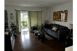 950 Hillcrest Dr 411 Hollywood, FL 33021 - MLS#A11933691