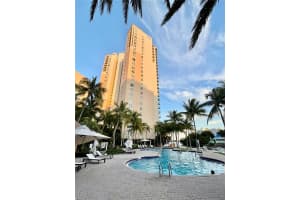 3330 Ne 190th St 1112 Aventura, FL 33180 - MLS#A11933702