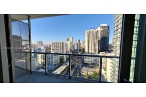 79 SW 12th St Apt 2411-S, Miami, FL 33130, - MLS#A11933709
