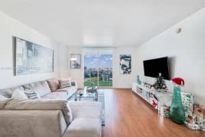 1800 N Bayshore Dr 3206, Miami