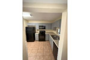 8041 Southgate Blvd H1 North Lauderdale, FL 33068 - MLS#A11933730