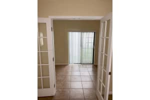 8041 Southgate Blvd H1 North Lauderdale, FL 33068 - MLS#A11933730