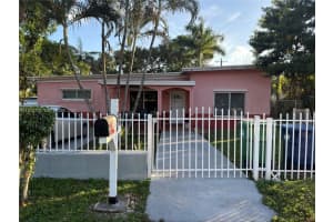 2630 Nw 114th St, Miami