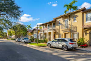 14629 Sw 5th St Pembroke Pines, FL 33027 - MLS#A11933752