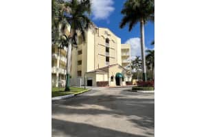 10710 Nw 66th St 103, Doral