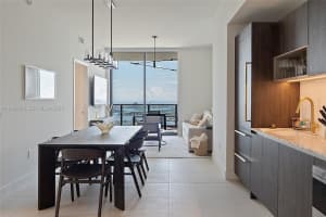 159 Ne 6th St 5015 Miami, FL 33132 - MLS#A11933798