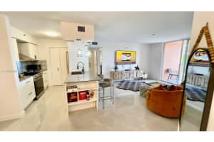 19901 E Country Club Dr 2403 Aventura, FL 33180 - MLS#A11933860