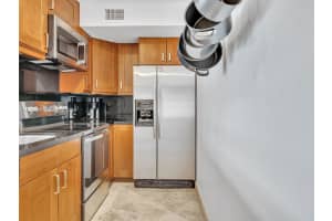1881 Washington Ave APT 10G, Miami Beach, FL 33139, - MLS#A11933892