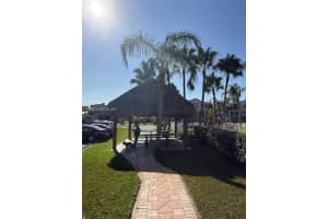 8670 NW 6th Ln # 4-210, Miami, FL 33126, - MLS#A11933904