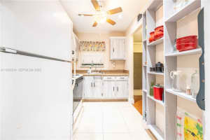 2811 N Pine Island Rd 309 Sunrise, FL 33322 - MLS#A11933914