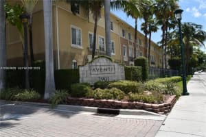 2961 Ne 185th St 1613, Aventura