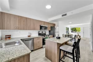 155 Nw 160th St Th 2 North Miami Beach, FL 33169 - MLS#A11933966