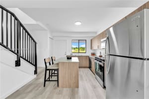 155 Nw 160th St Th 2 North Miami Beach, FL 33169 - MLS#A11933966