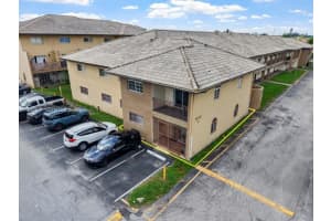 8851 NW 119th St UNIT 6101, Hialeah Gardens, FL 33018, - MLS#A11933977
