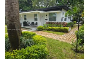 208 Se 4th St 1-2 Hallandale Beach, FL 33009 - MLS#A11933984