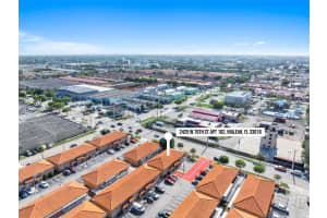 2425 W 76th St APT 102, Hialeah, FL 33016, - MLS#A11933996