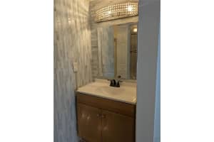 2401 Nw 56th Ave 3-202 Lauderhill, FL 33313 - MLS#A11934035