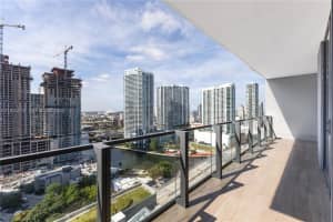 68 SE 6th St Apt 2006, Miami, FL 33131, - MLS#A11934075