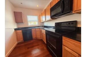 7207 Bay Dr 30 Miami Beach, FL 33141 - MLS#A11934081