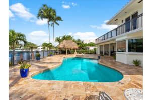 624 Palm Dr Hallandale Beach, FL 33009 - MLS#A11934123