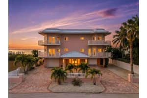 112 N Bounty Ln, Key Largo
